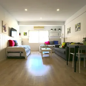 Apartamento Larios Centro Las Flores