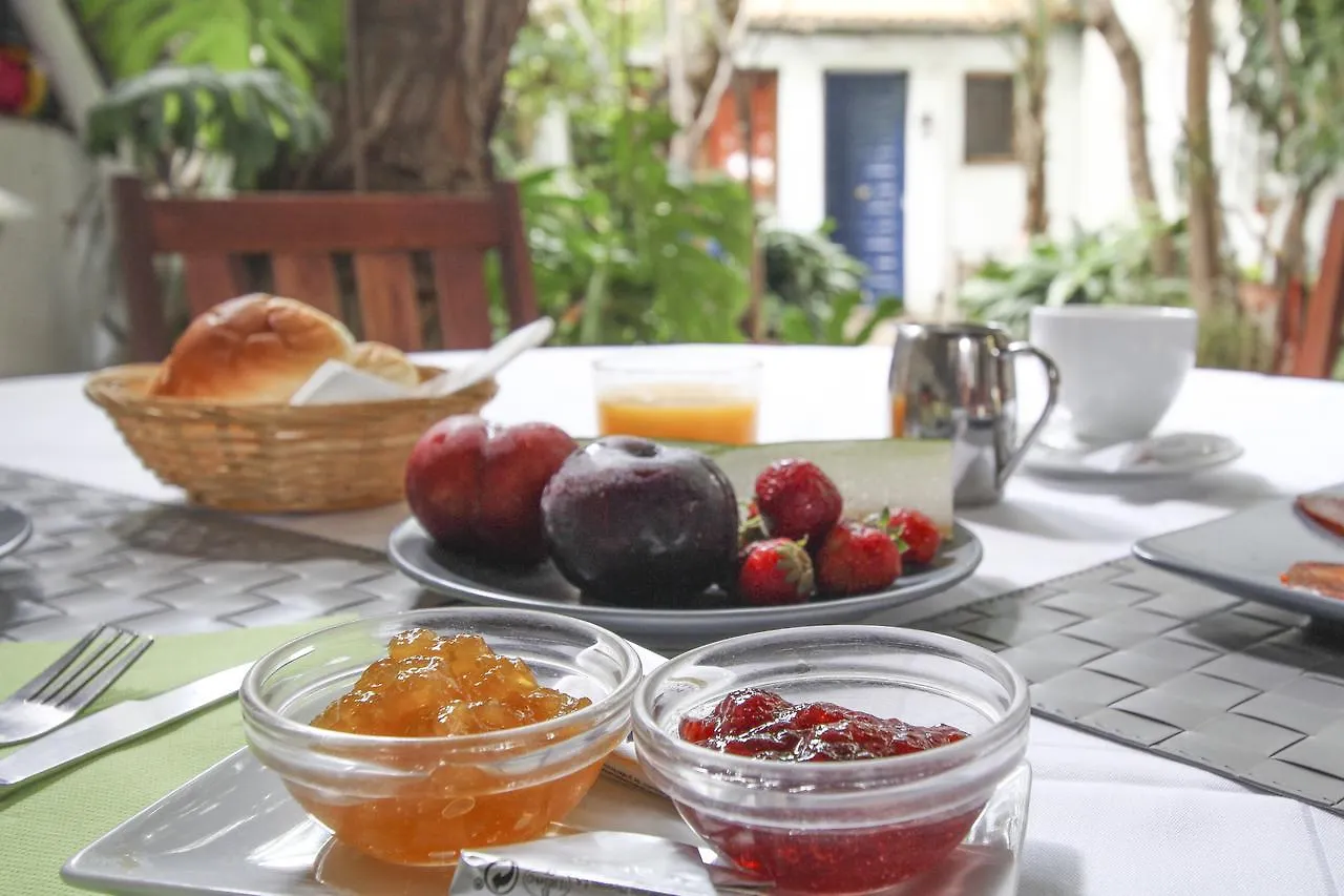 Hostal Las Acacias Málaga Konukevi