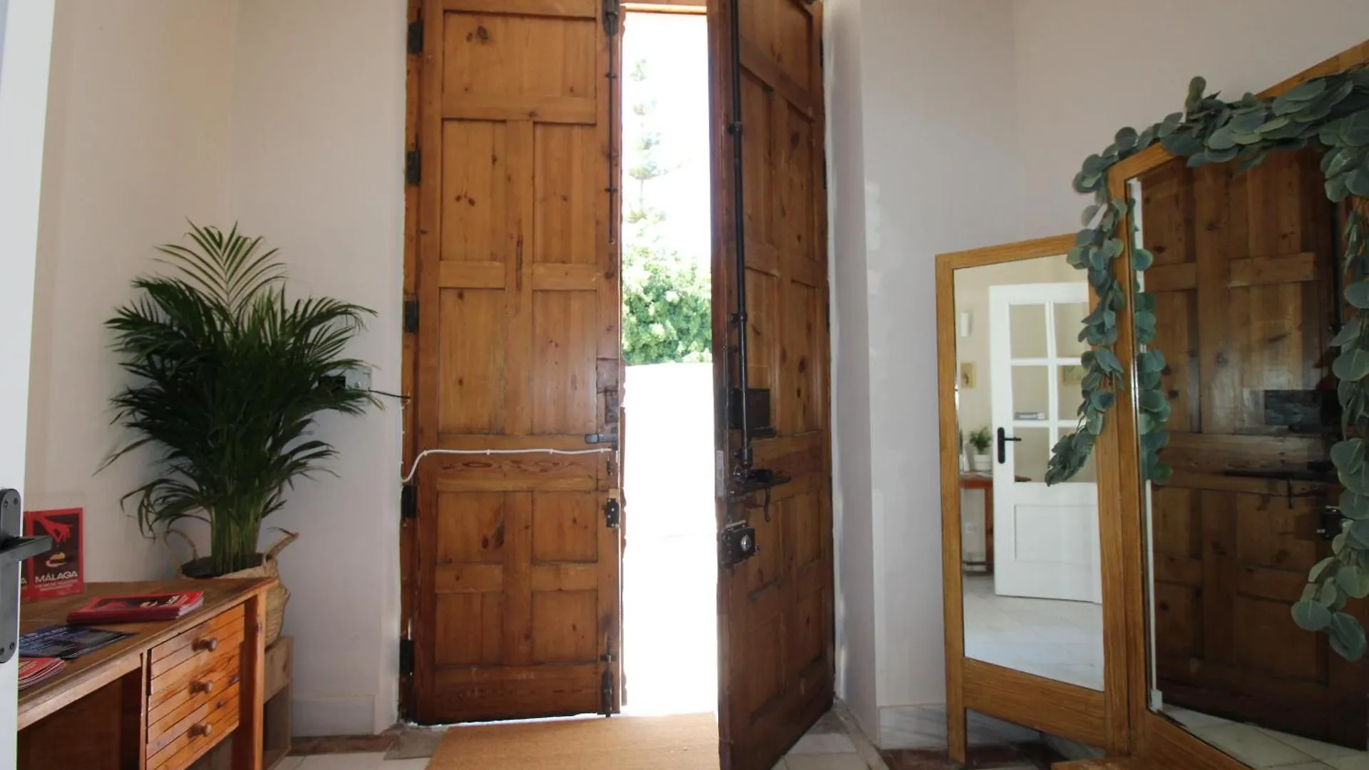 Hostal Las Acacias Màlaga 2*,