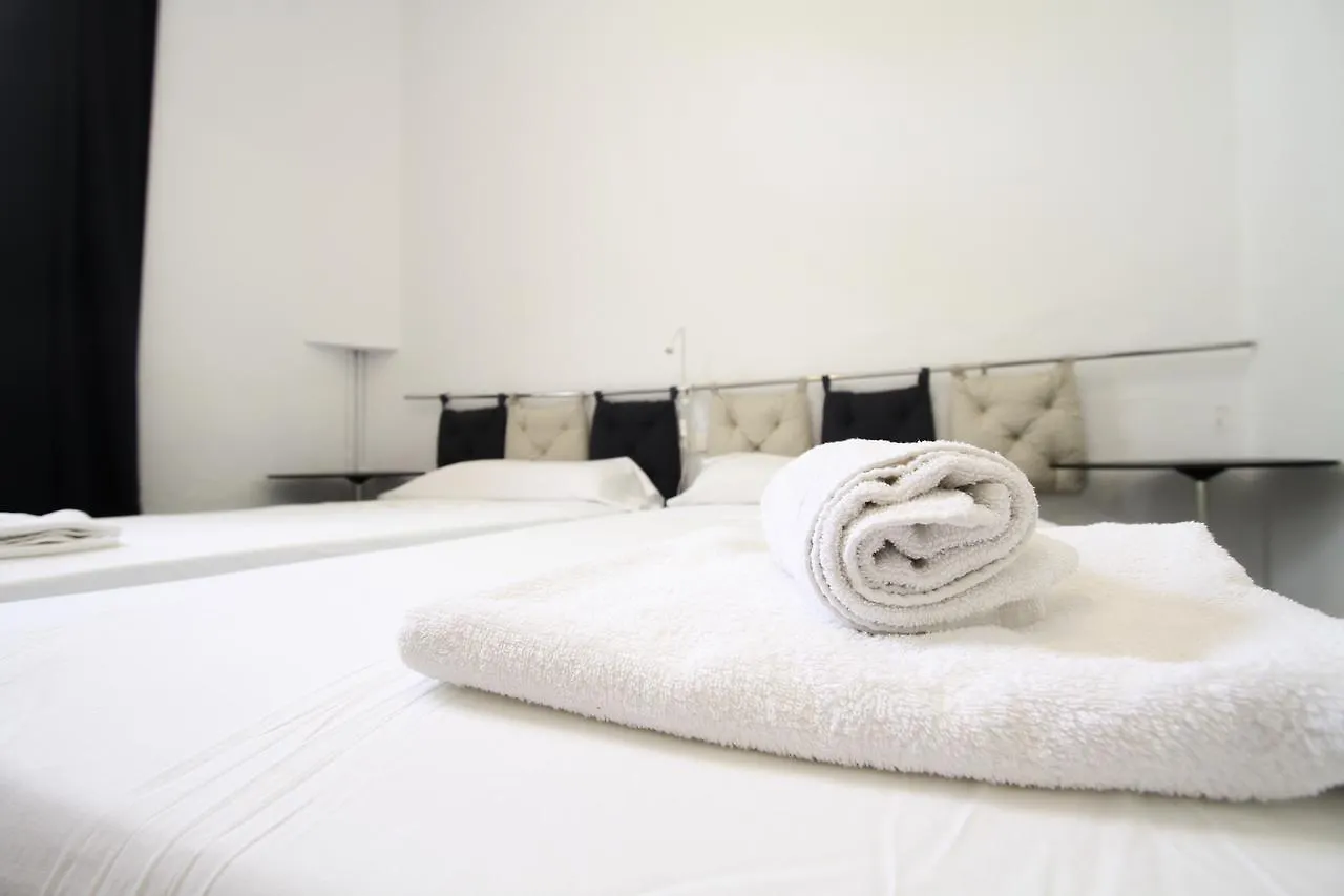 Penzion Hostal Las Acacias Màlaga